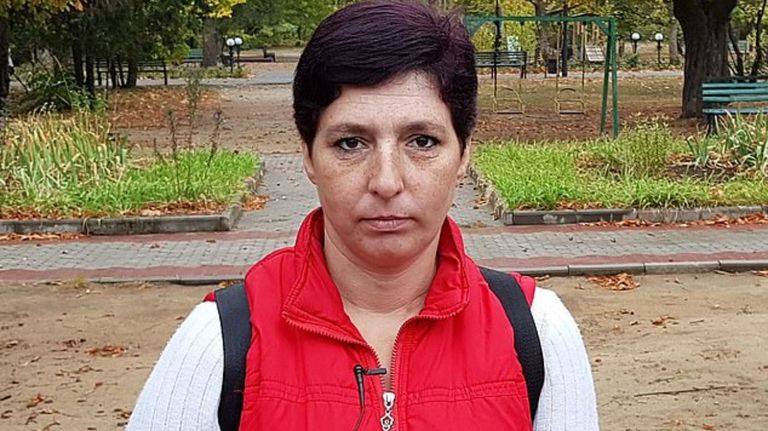 madre ucraniana enana 10102019