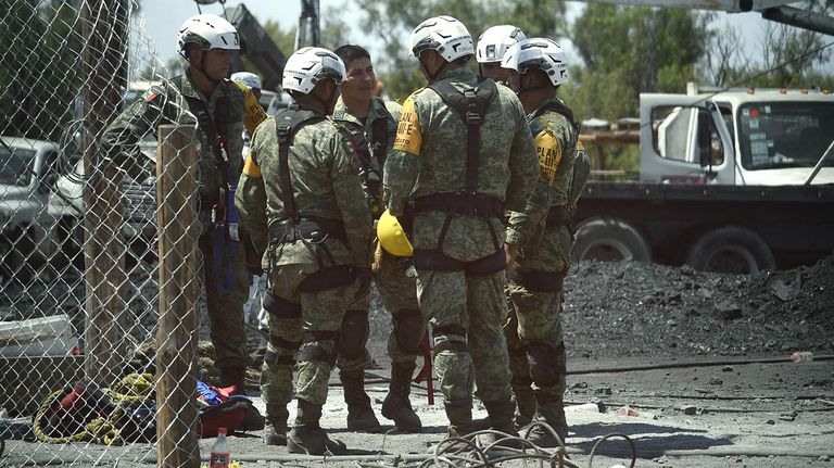 Mineros atrapados en México 20220810