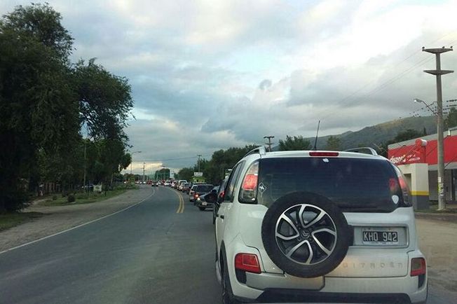 Larga fila