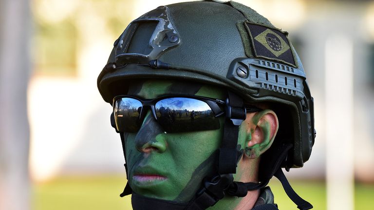 Ejercicios militares del ejercito Argentino y Brasileño