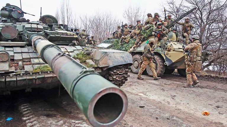 20220514_soldados_ucrania_tanque_afp_g