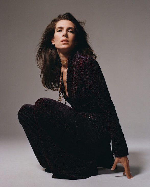 Charlotte Casiraghi y las estrellas de la elegancia conquistan Sevilla