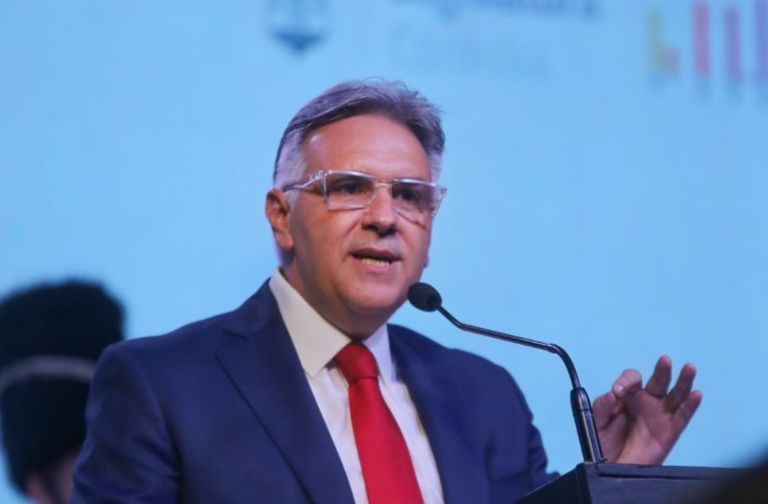 Llaryora apertura de sesiones en Dean Funes