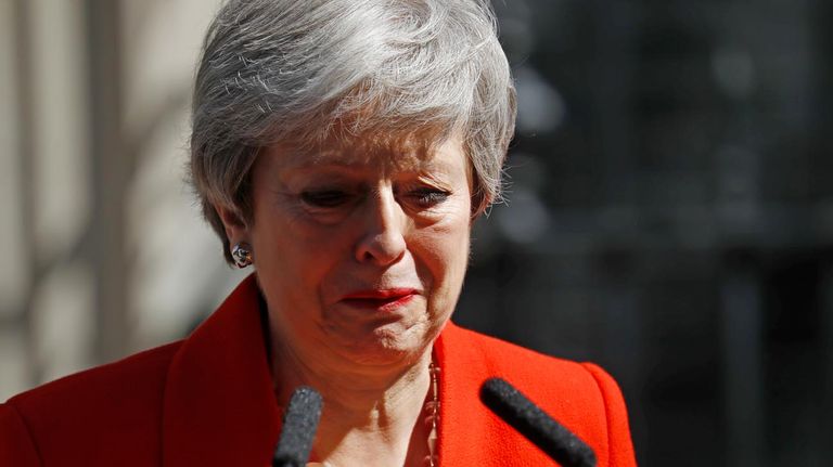 Theresa May renuncia