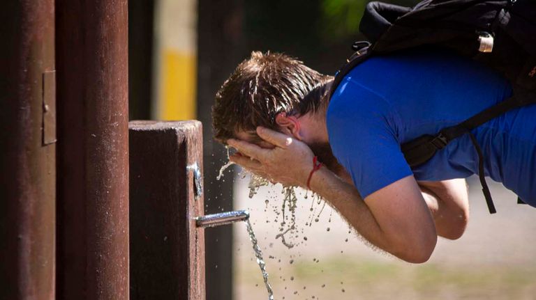 Ola de calor en Argentina-20210111