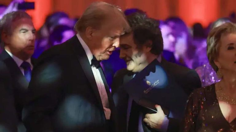 Mansión Mar-a-Lago de Trump20250403