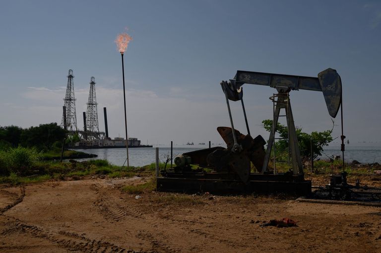 Easing Sanctions Open Doors for Venezuelan Oil Deals