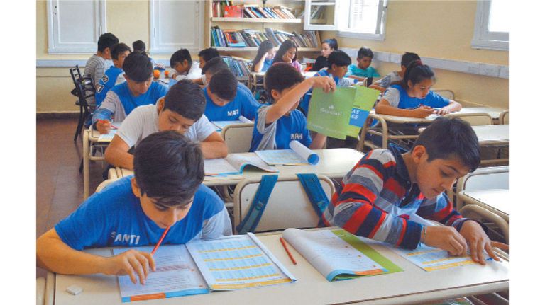 20220626_aula_alumnos_aprender_telam_g