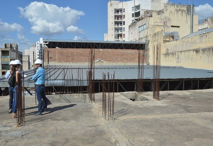 SALA DE ENSAYOS. Con cerramiento traslúcido y acústico, estará ubicada en el tercer piso del edificio.