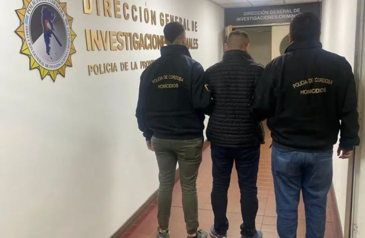 Médico detenido