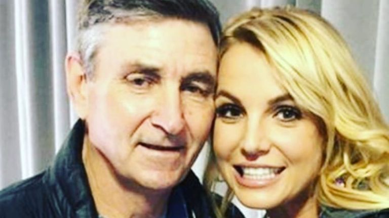 Britney Spears junto a su padre Jamie