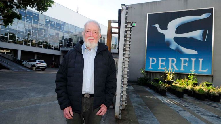 Roberto Frenkel, con Jorge Fontevecchia en Periodismo Puro.