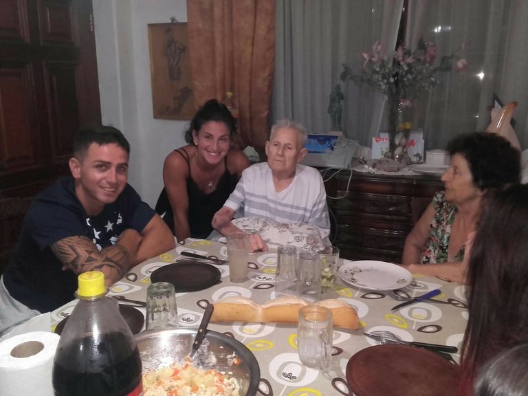 flor de leonardis y la wanora romero