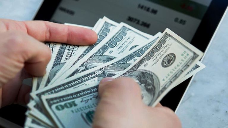Cuál es el plan B para la dolarización en el que está trabajando el Gobierno