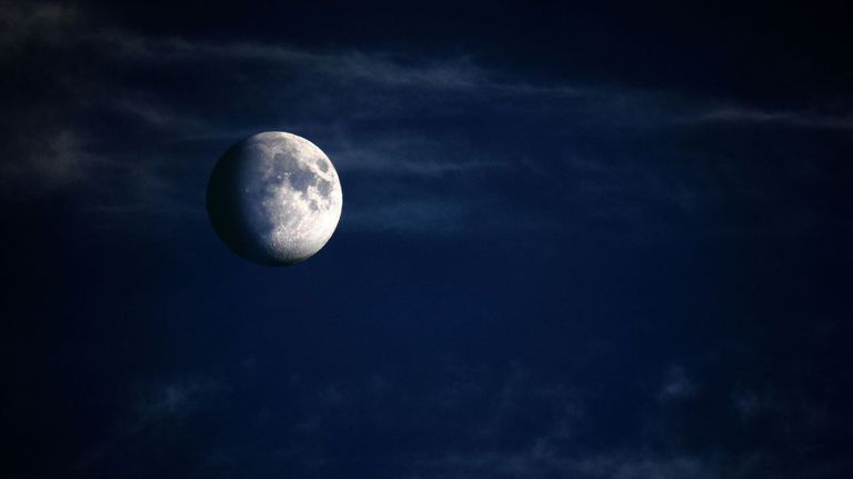 Luna Azul