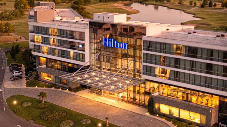 HILTON PILAR |||