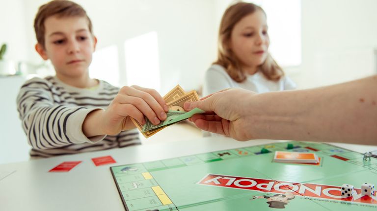cómo ayudar a los niños para comprender el valor del dinero 20210531