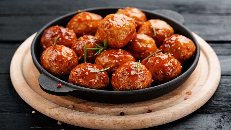 Albóndigas, buñuelos y ensaimada 20240110