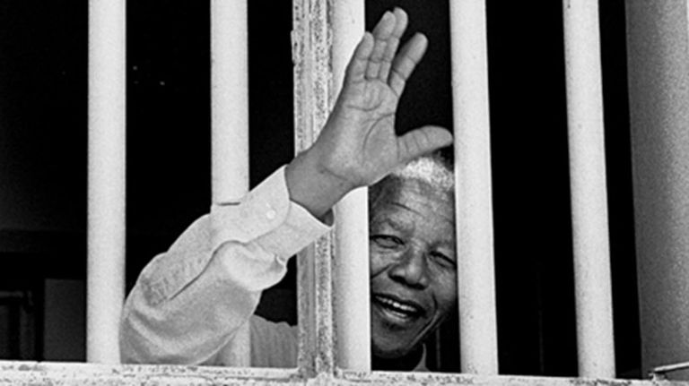 Nelson Mandela, 27 años detenido.