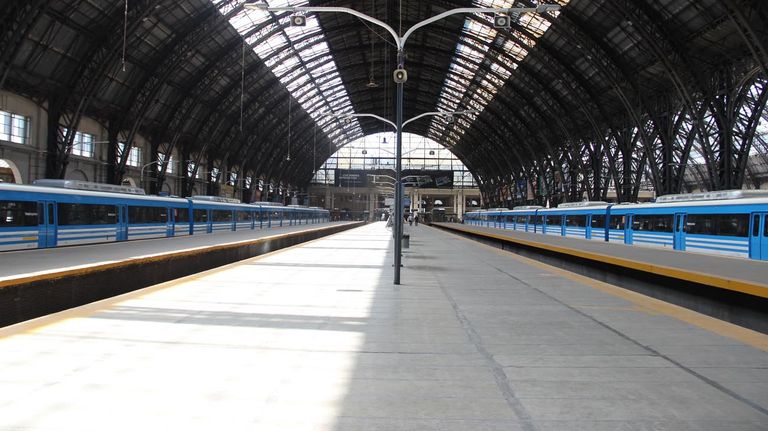 Trabajos de cambios de vías y cambios en la Estación Retiro
