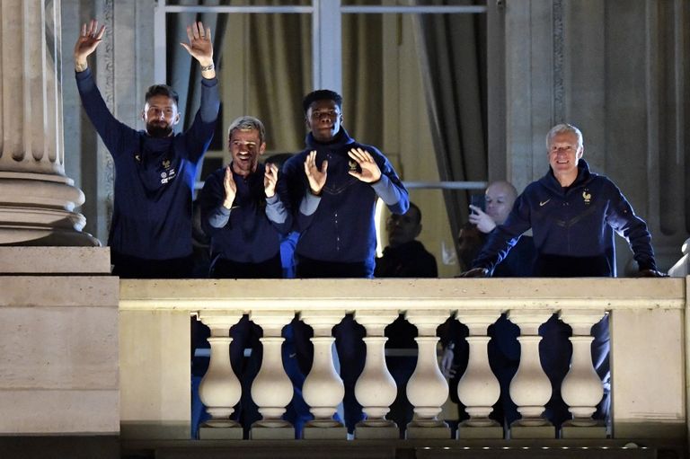 Fans de Francia y selección 20221219
