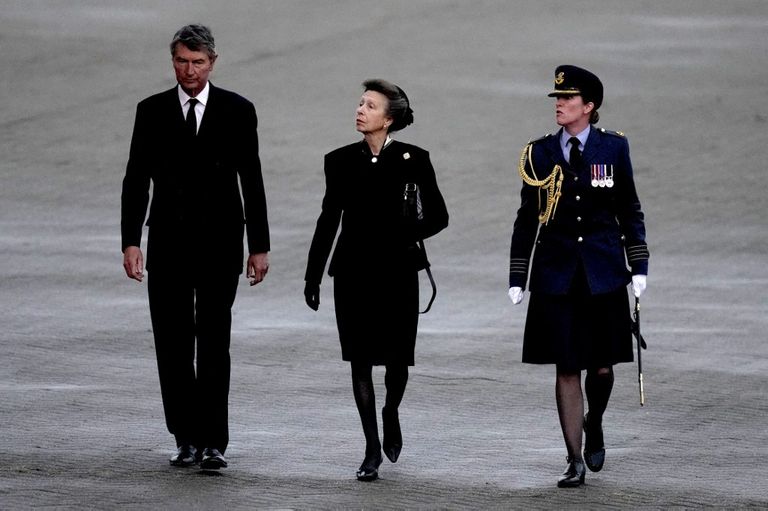 funeral reina isabel