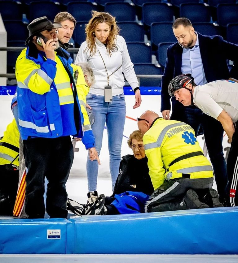  la princesa Margarita de Holanda sufrió un grave accidente durante un acto benéfico