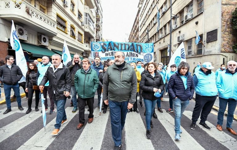 Héctor Daer en la marcha de la CGT 20220817