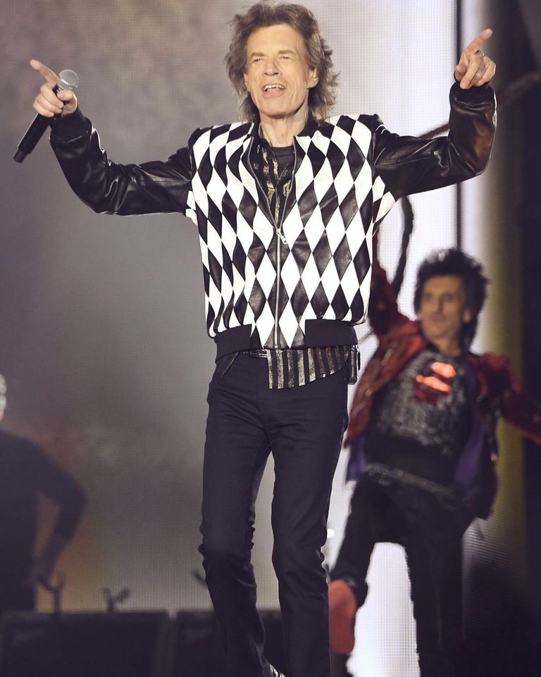 Mick Jagger cumple 80 años y sigue contoneándose