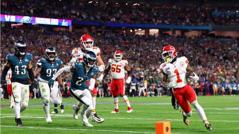 Kansas City Chiefs Philadelphia Eagles Super Bowl NFL g_20230213