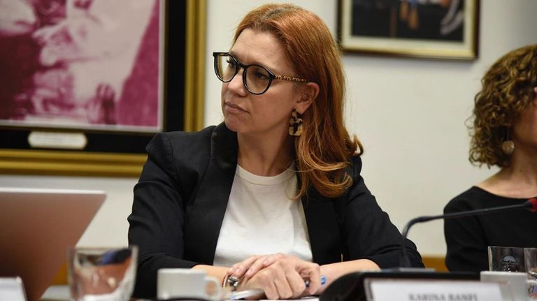 Karina Banfi