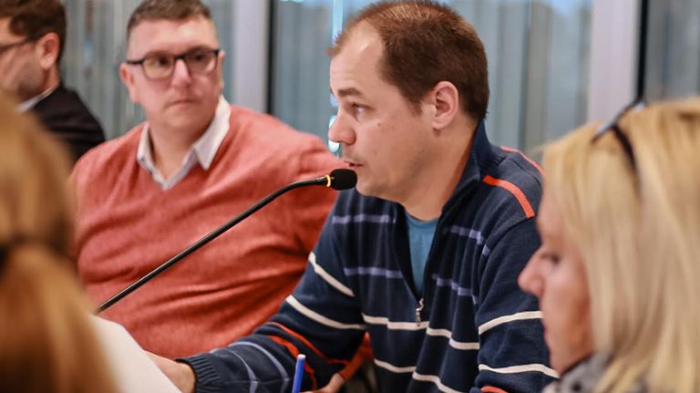 Representantes de empresas en el Concejo Deliberante
