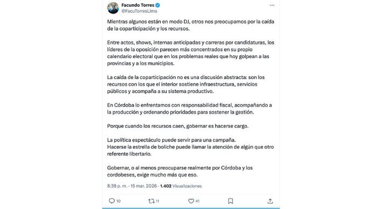 "X" de Facundo Torres