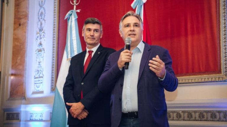 Passerini y Llaryora