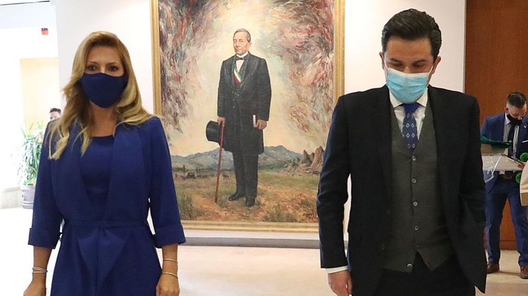Fernández y Fabiola Yáñez a México 20210222