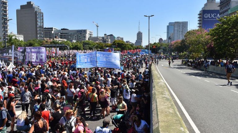 Marcha de organizaciones sociales 20220215
