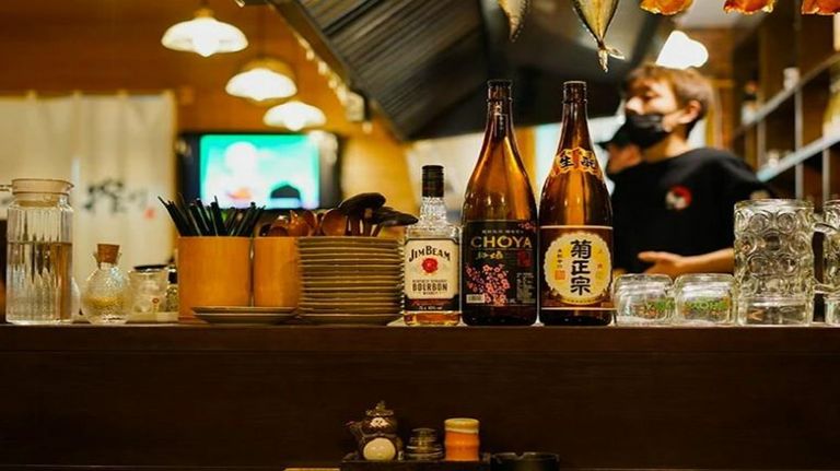 Japoneses deben beber más alcohol