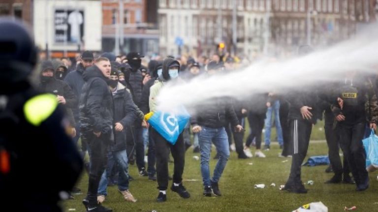 amsterdamDisturbios2021