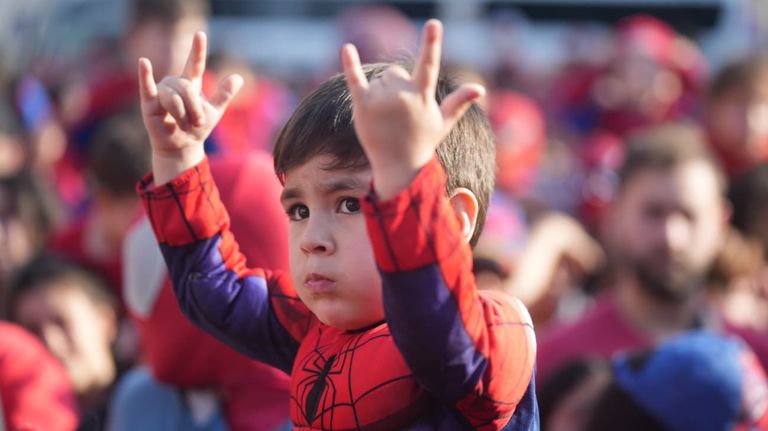 spiderman hombre araña obelisco 1 NA g_20231029