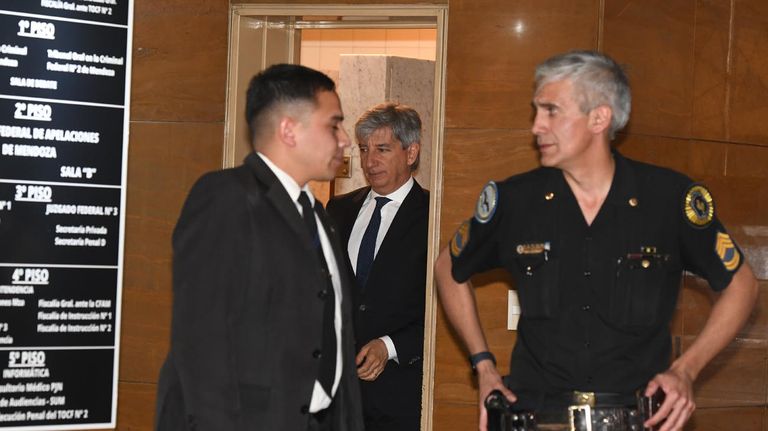 Walter Bento Detenido