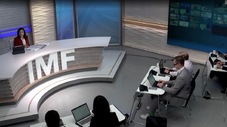 Julie Krozak, directora de comunicación del FMI