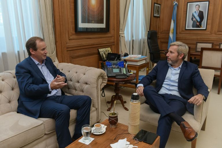 Rogelio Frigerio y Domingo Peppo reunidos en Casa Rosad