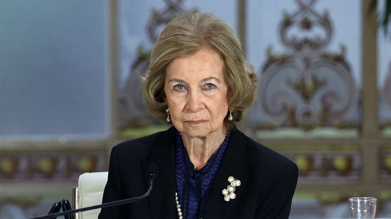 corinna larsen