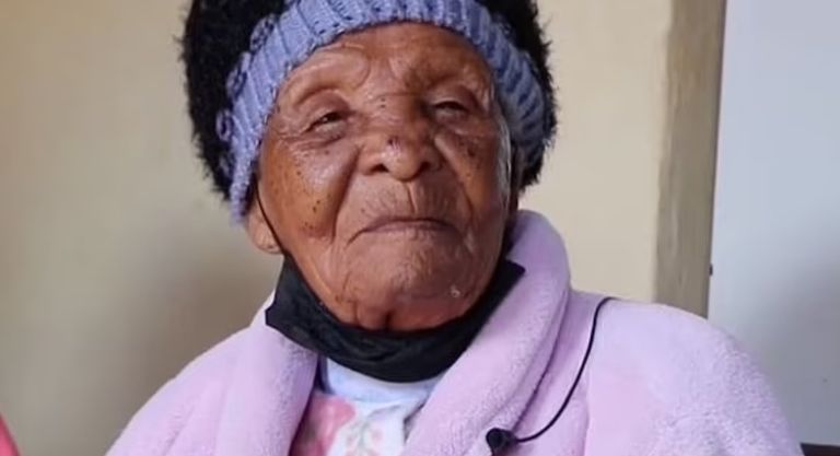 Johanna Mazibuko, conocida como la mujer más anciana del mundo.