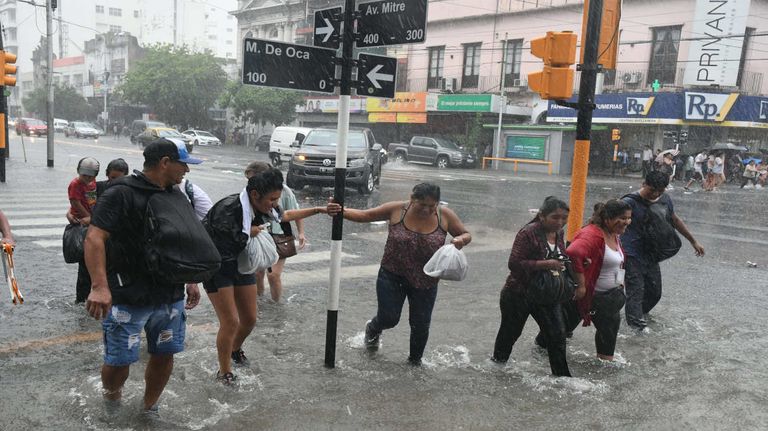Lluvias al area metropolitana 20240208