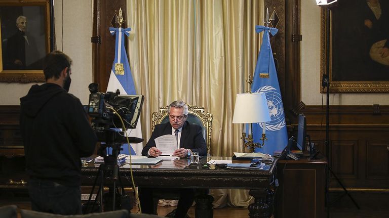 ALBERTO FERNADEZ 20200925