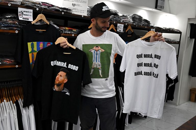 Qué mirás bobo 20221213
