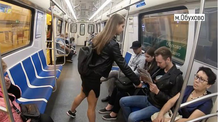 manspreading rusia