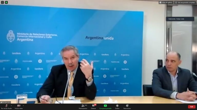 Felipe Solá empresarios lanza Consejo Público Privado Exportaciones 20200722