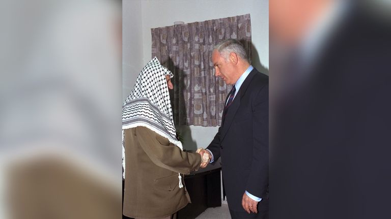 0222_wikipedia_netanyahu_arafat_g